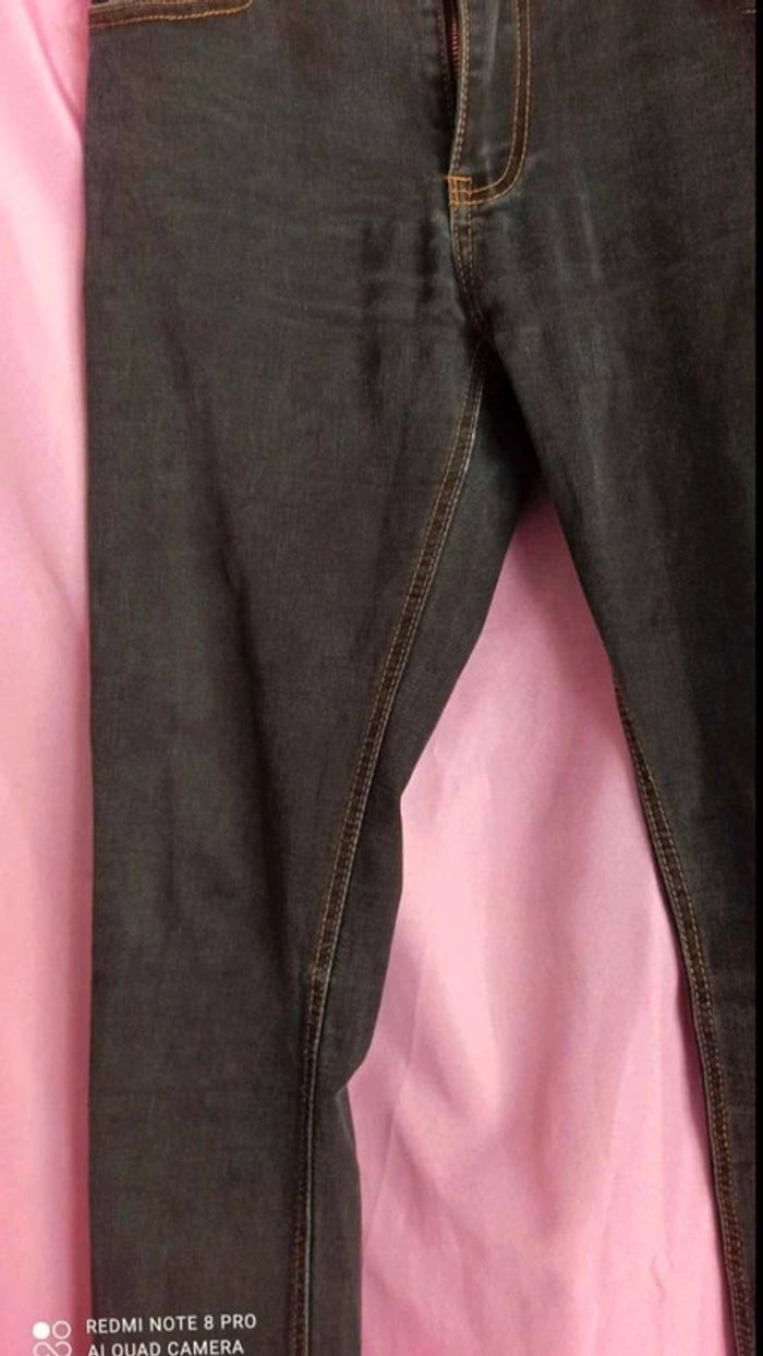 Jeans  anthracite  taille 40 - photo numéro 3