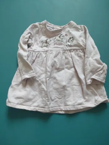 Robe Disney baby taille 9 mois