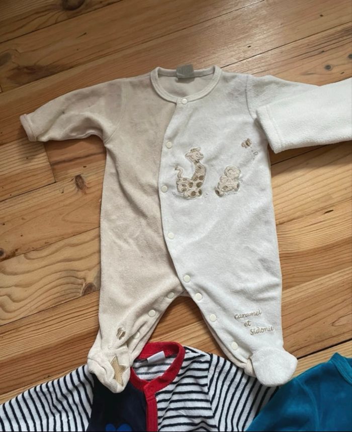 5 pyjamas 3 mois - photo numéro 6