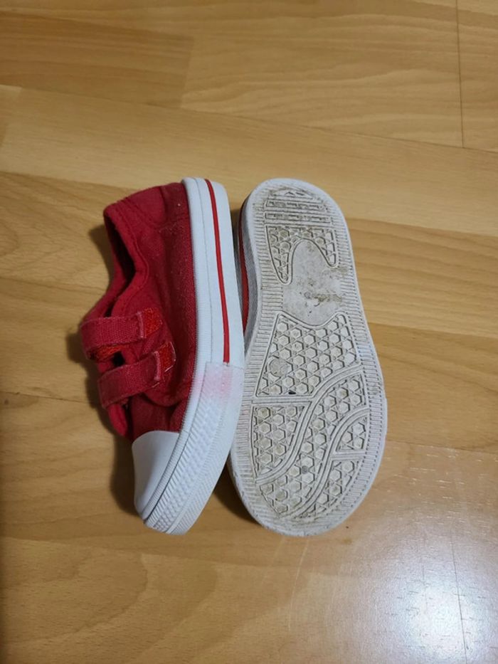 Chaussures rouge en toile à scratch • pointure 25 - photo numéro 6