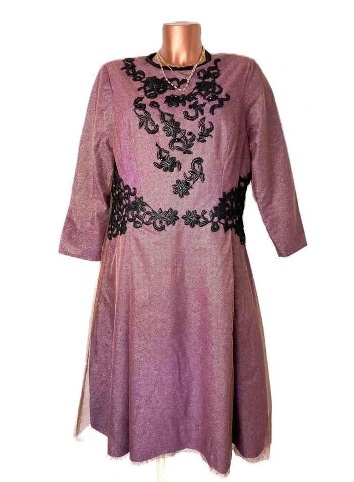 Magnifique robe rose à paillette - photo numéro 3