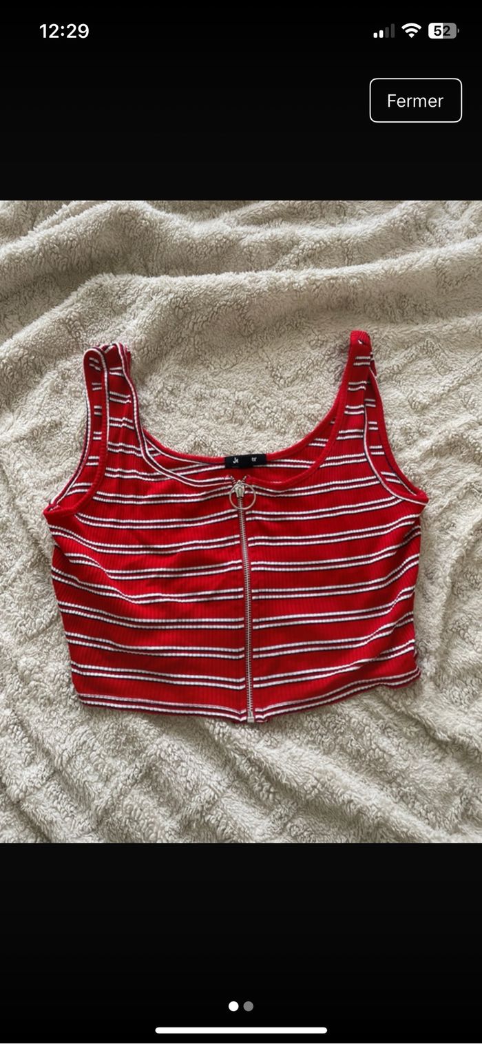 Top rouge