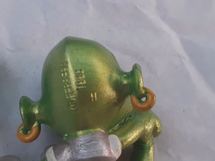 🍫 personnages extra-terrestres verts kinder - photo numéro 8