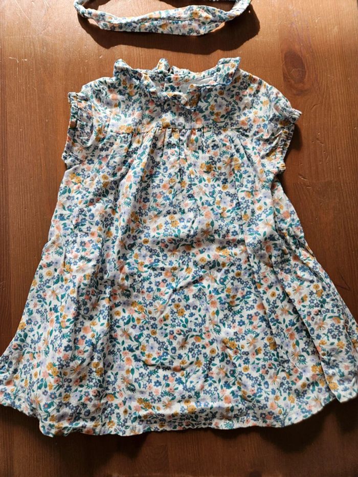 Robe 9 mois. - photo numéro 2