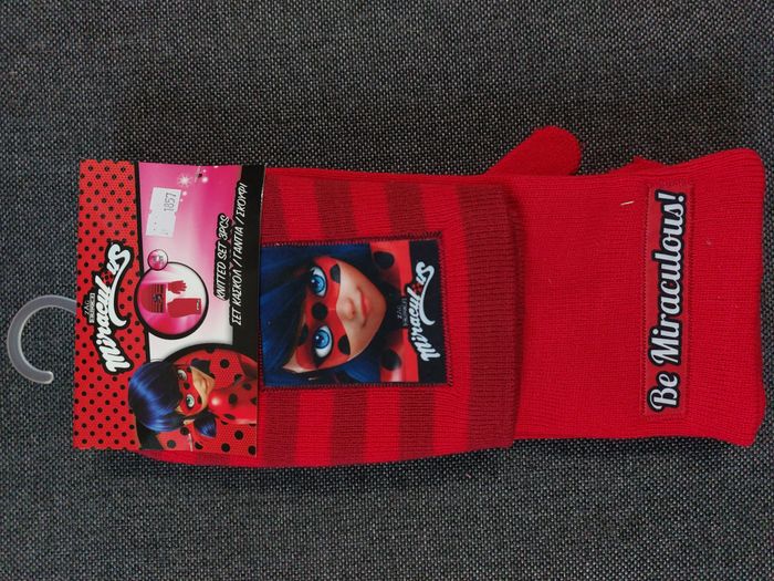 ensemble miraculous ladybug rouge bonnet gants écharpe tu