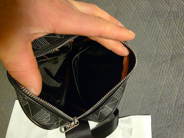 Sac à bandoulière Lacoste - photo numéro 7