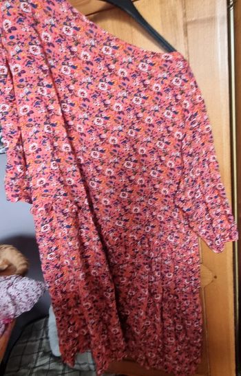 Robe courte kiabi corail motifs fleurs manches courtes neuve 50 52