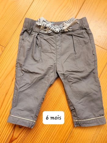 Pantalon souple et léger (6 mois)
