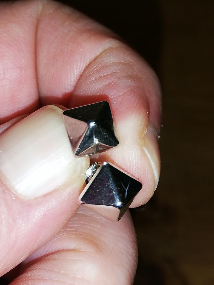 Boucles d'oreilles neuves
