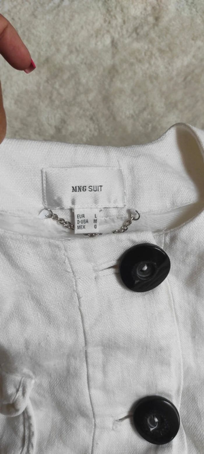 Magnifique veste en lin blanc Mango suit L 3 gros boutons noir classe chic décontracté - photo numéro 6