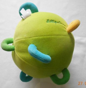 Balle à Poignées bébé Lilliputiens