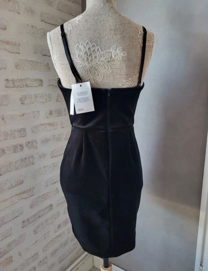 Robe asos neuve noire 38 M - photo numéro 3