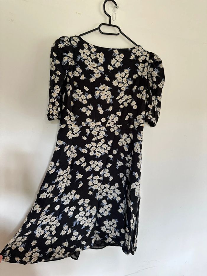 Robe fleurie noire taille L - photo numéro 3