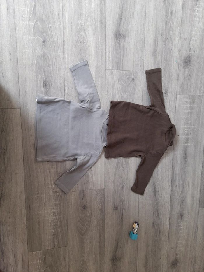Lot de tee shirt manches longues avec petit col roule 6 mois - photo numéro 5