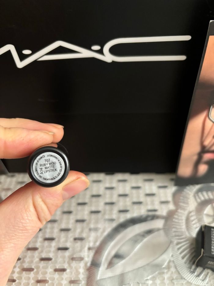 Lot de 2 rouges à lèvres Mac - photo numéro 2