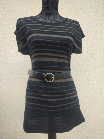 robe courte en lainage taille 34