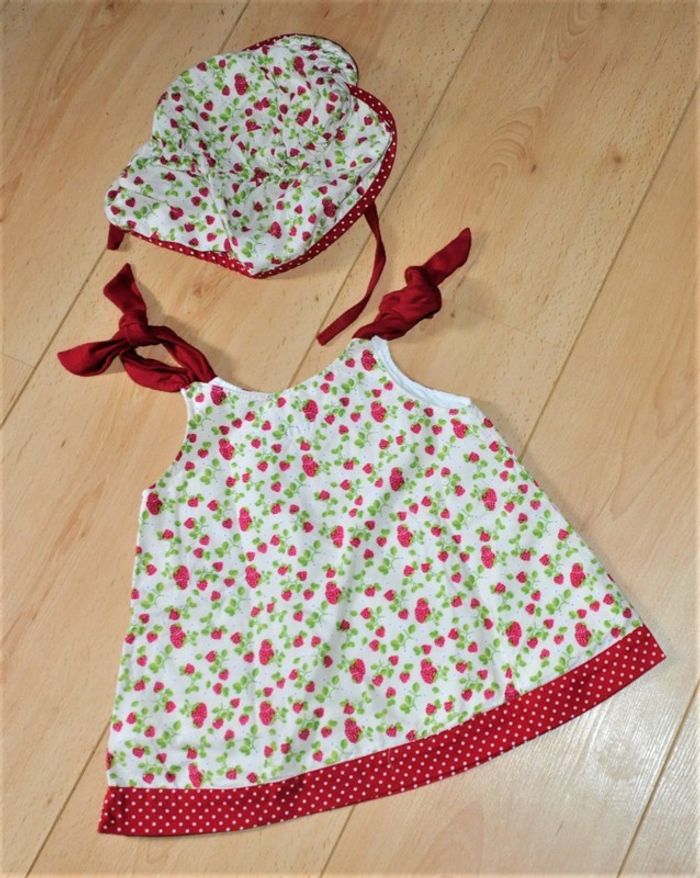 Bonbonsito robe et chapeau bébé fille 6 mois état neuf - photo numéro 2