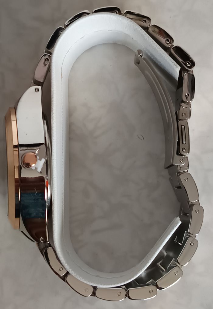 MONTRE Quartz Femme Rose Argenté CXL 0723 Christian LACROIX NEUVE avec boite - photo numéro 4