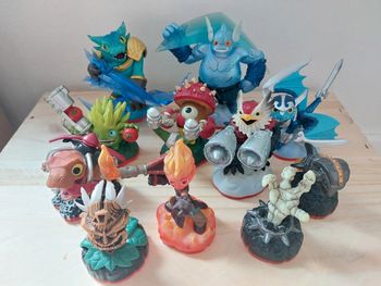 Lot de Figurines Skylanders Trap Team