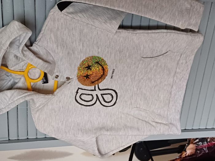 gilet et sweat à capuche pour filles Taille 5 ans - photo numéro 3