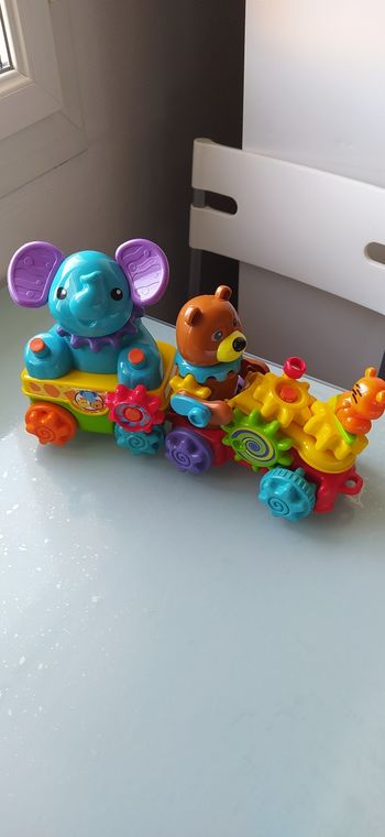 VTech super train à engrenages magique sans locomotive