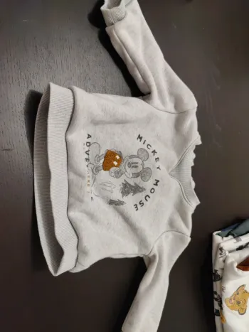 Pull mickey 12mois