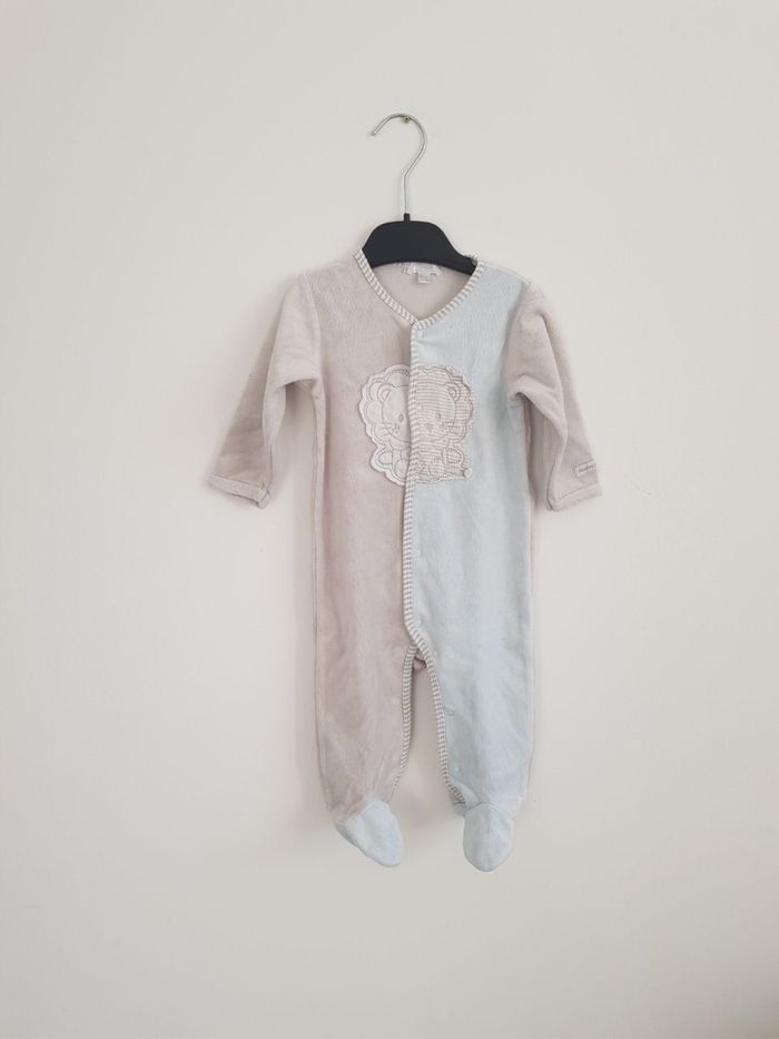 Pyjama en velours taille 6mois