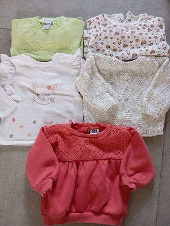 Lot pulls fille 12 mois