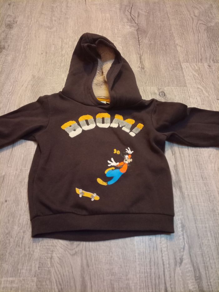 Sweat a capuche _ Disney _ 5 ans