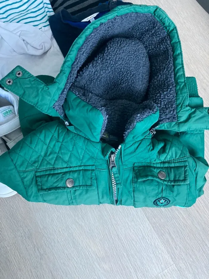 Lot de vêtements hiver  garçon T4ans - photo numéro 3