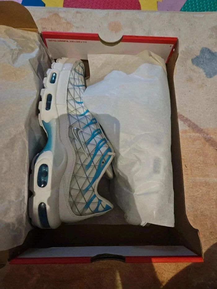 Nike Air Max Plus Marseille Taille 44 - photo numéro 4