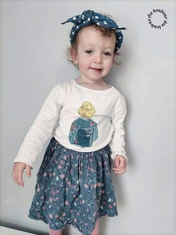 2 ans ensemble tape a l oeil Teeshirt et jupe ( vendu sans bandeau) 86 cm