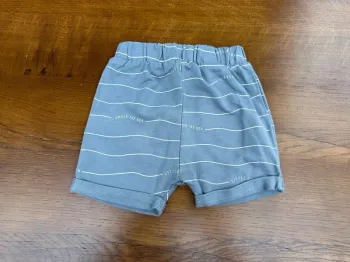 Short gris kiabi 9 mois