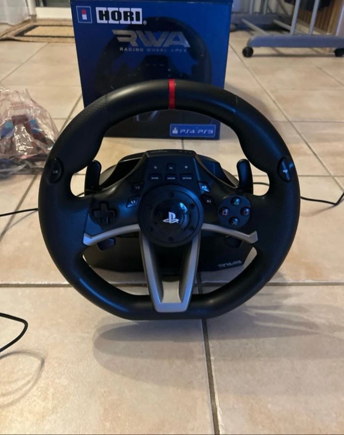 Volant Simulateur PS3-PS4 Hori(comme neuf ) - photo numéro 4
