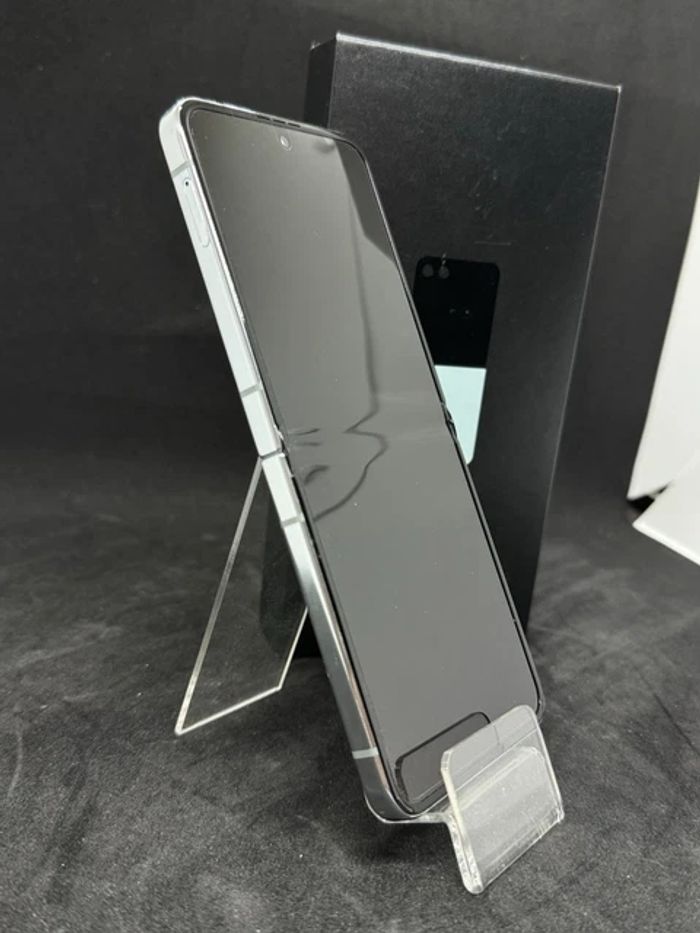 Samsung Galaxy Z Flip5 - 256Go - Vert Menthe - photo numéro 7