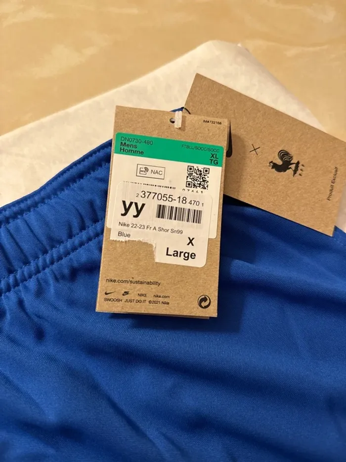 Short de foot Nike équipe de France taille XL adulte authentique neuf - photo numéro 4