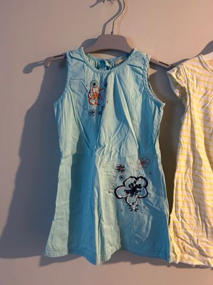 Lot de 8 robes - photo numéro 8