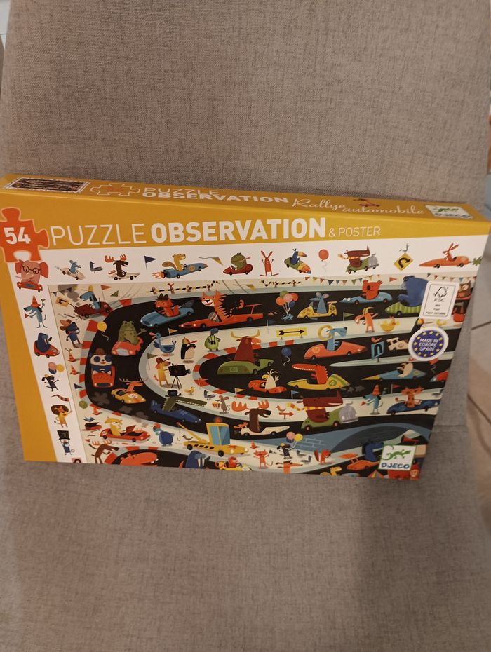 Magnifique puzzle d'observation 54 pièces rallye automobile de djeco