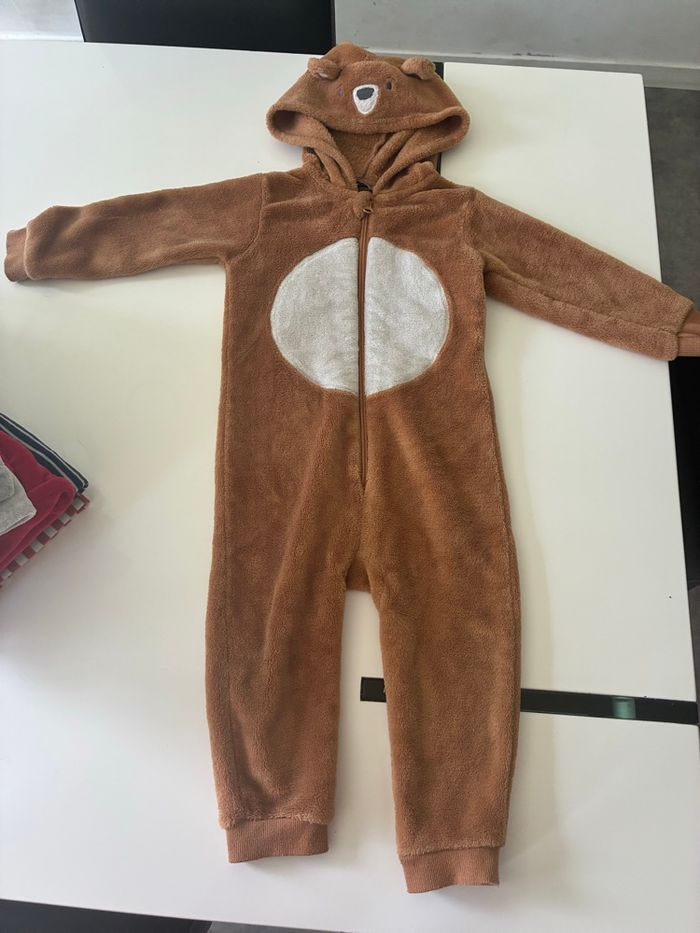 Lot pyjama 24 mois - photo numéro 3