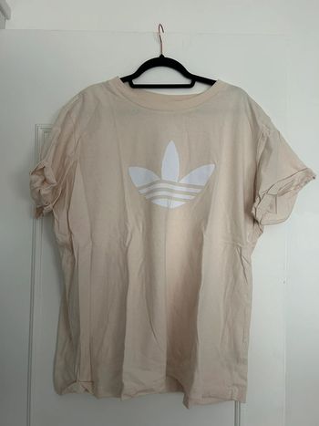 T-shirt adidas