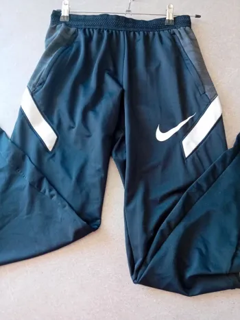 Jogging de chez Nike en taille S
