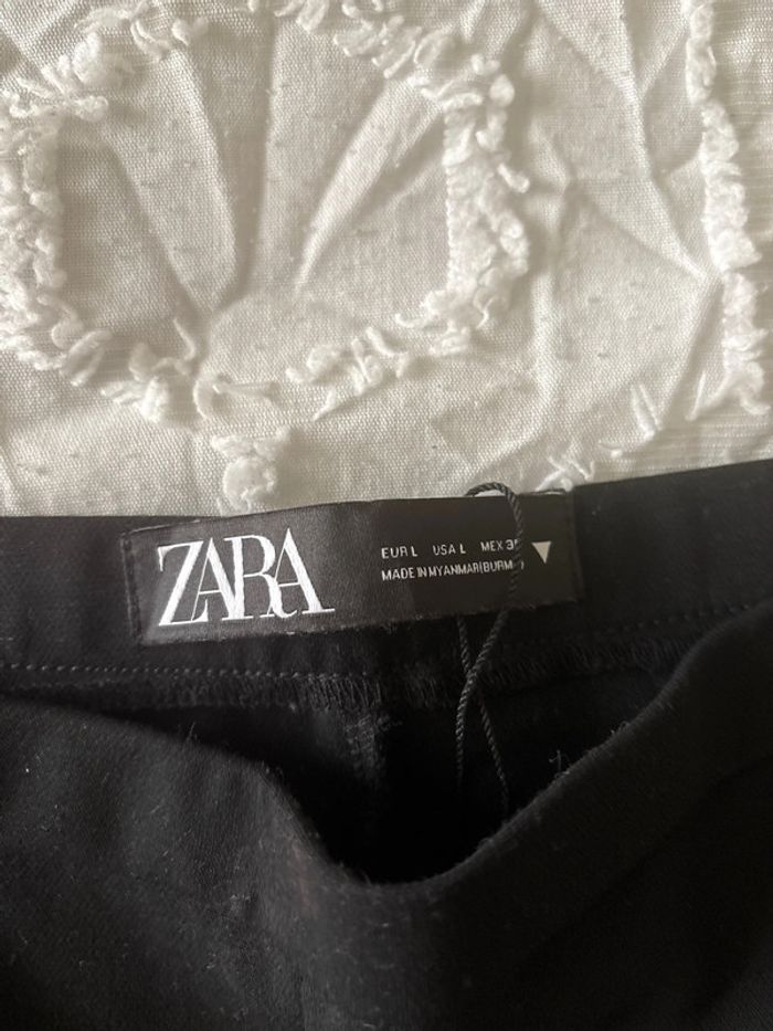 Pantalon tissu noir Zara - photo numéro 4