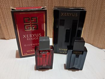 Lot de 2 miniatures parfum
