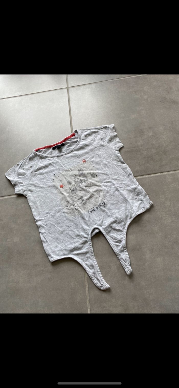 Tee shirt manches courtes Kiabi 6 ans