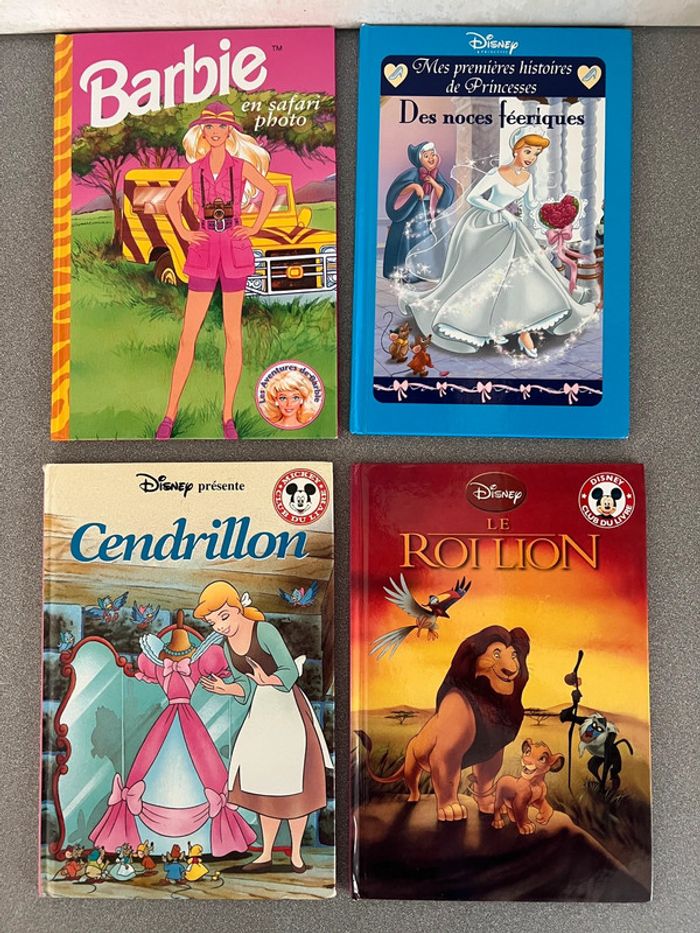 Lot de 12 livres Disney princesse / Peter pan / blanche neige / nemo / barbie - photo numéro 2