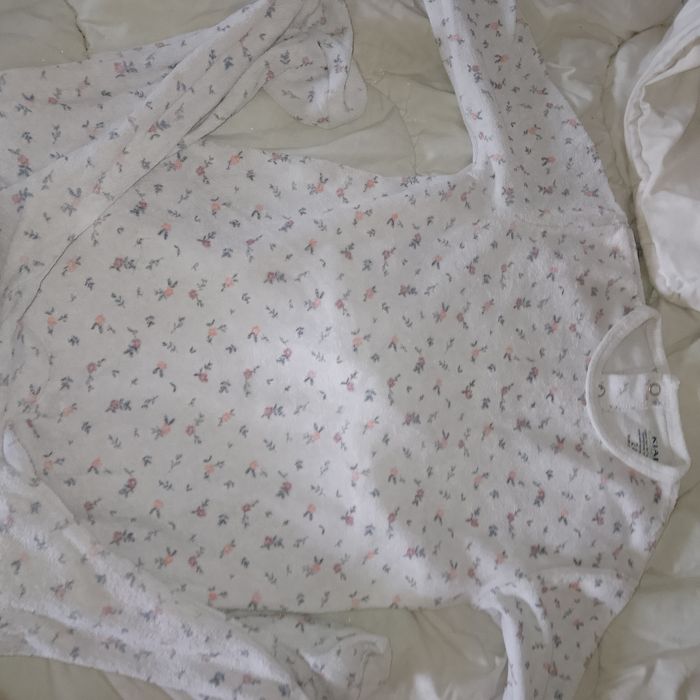Lot pyjamas - photo numéro 3