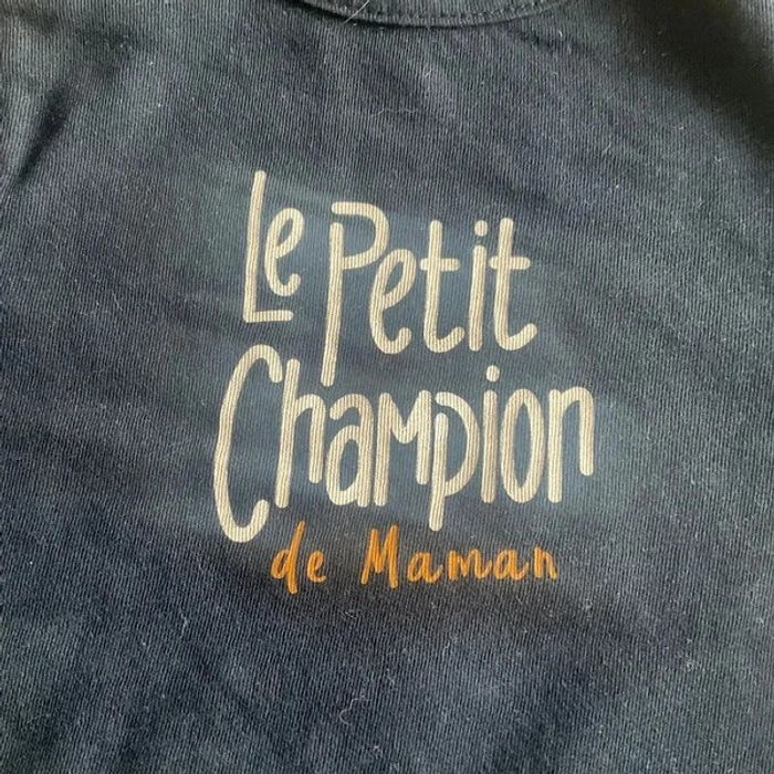 👕 T-shirt bleu Kiabi "Le Petit Champion" 👕 - photo numéro 4