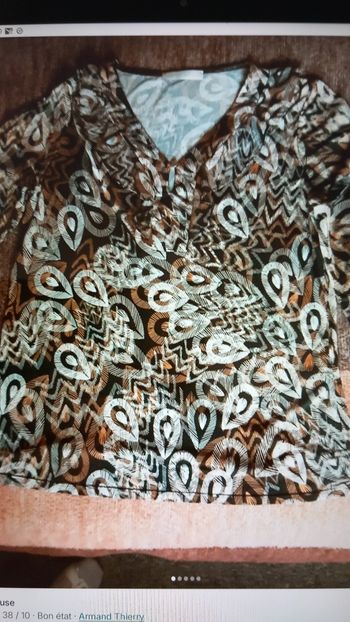 BLOUSE