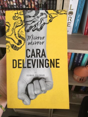 mirroir mirroir cara delevingne