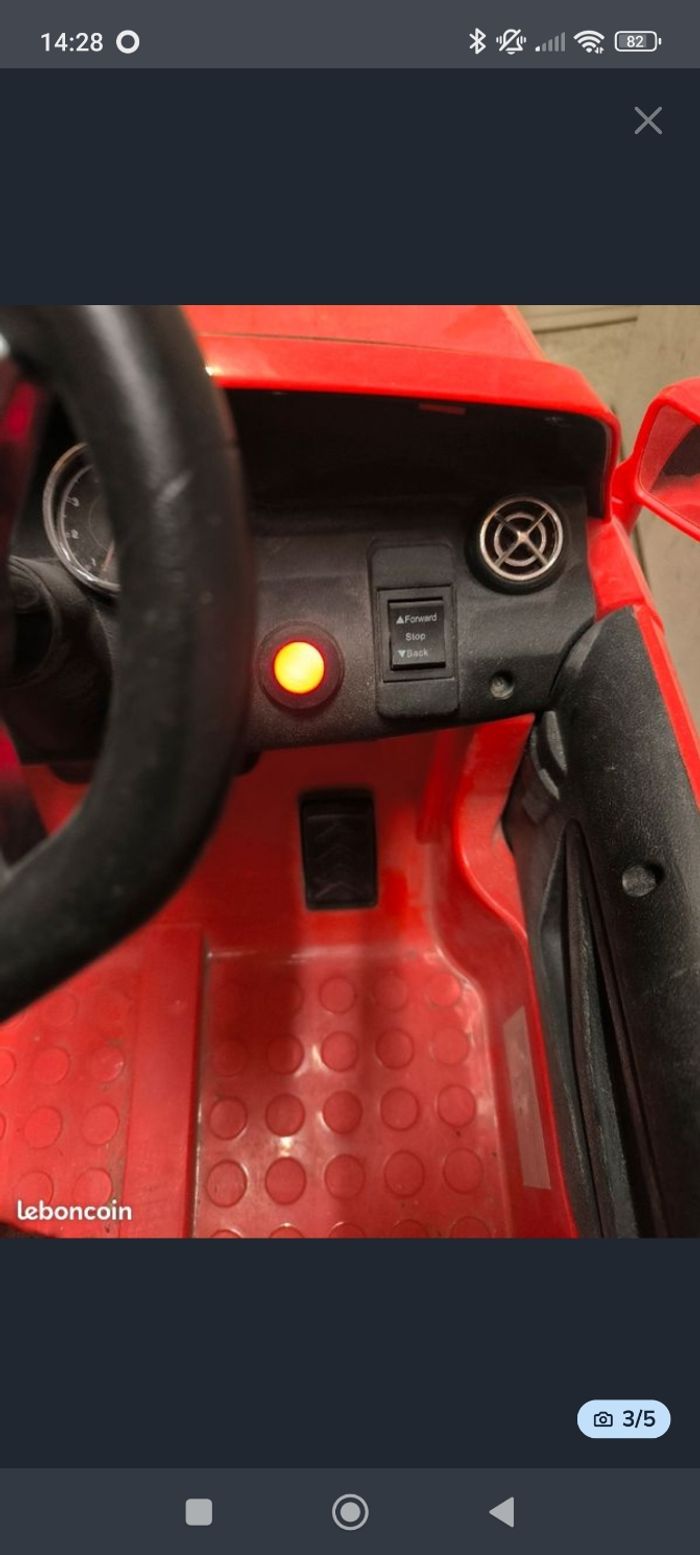 Voiture taille enfant électrique - photo numéro 3